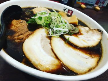 富山ブラックラーメン麺家いろはブラック ヨドバシａｋｉｂａ店 ラーメン魂